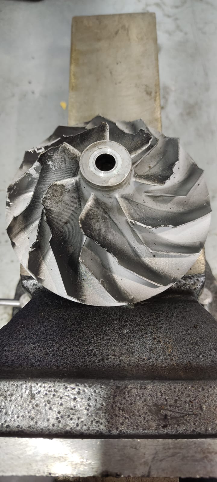 Ремонт погрузчика VOLVO / Вольво